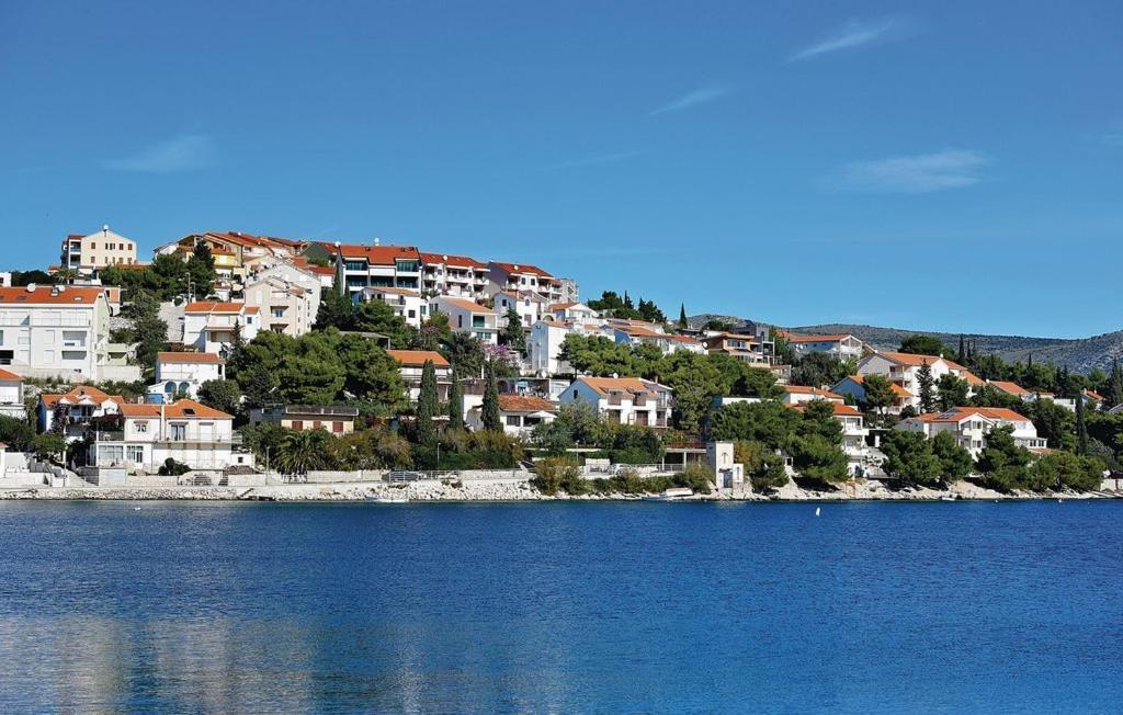 Apartmani Mares Ražanj Esterno foto